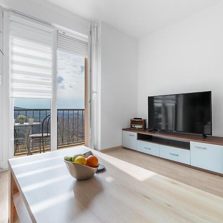 Apartment Mdm Буйе Екстериор снимка
