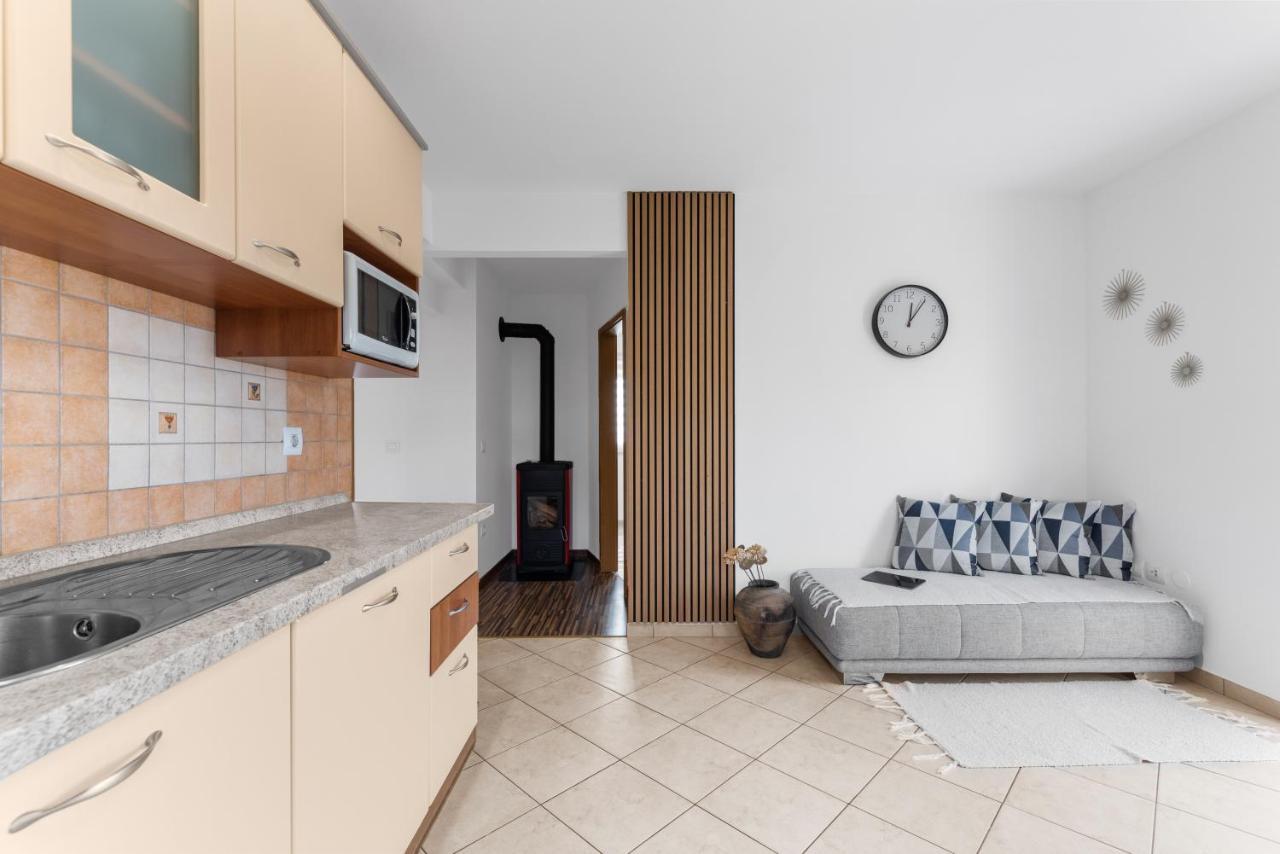 Apartment Mdm Буйе Екстериор снимка