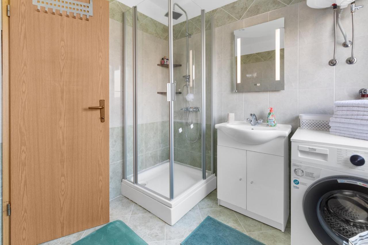 Apartment Mdm Буйе Екстериор снимка