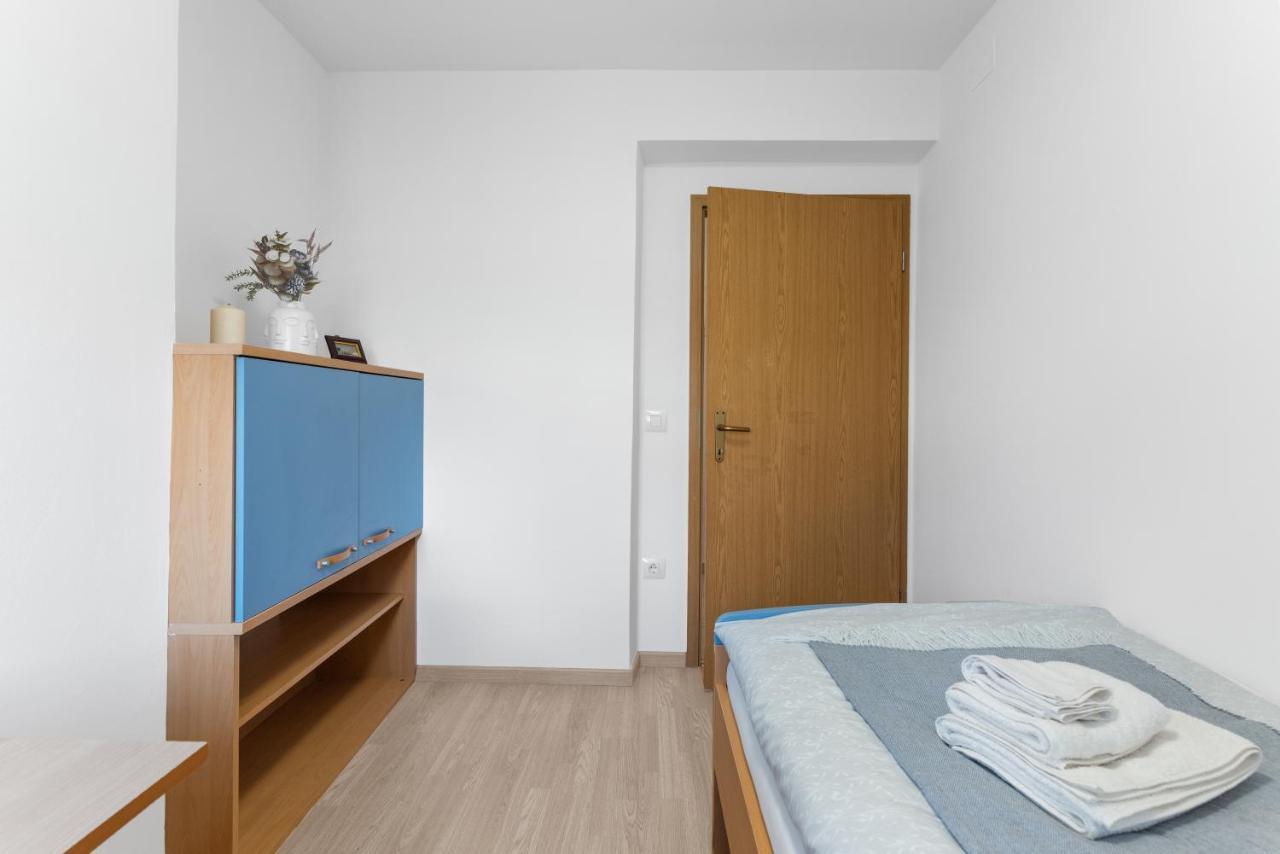 Apartment Mdm Буйе Екстериор снимка