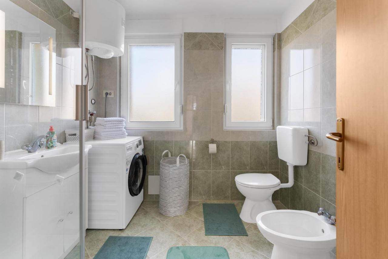 Apartment Mdm Буйе Екстериор снимка